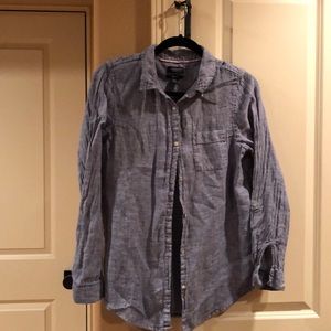 Jones & co, 100% linen, women’s Button Down